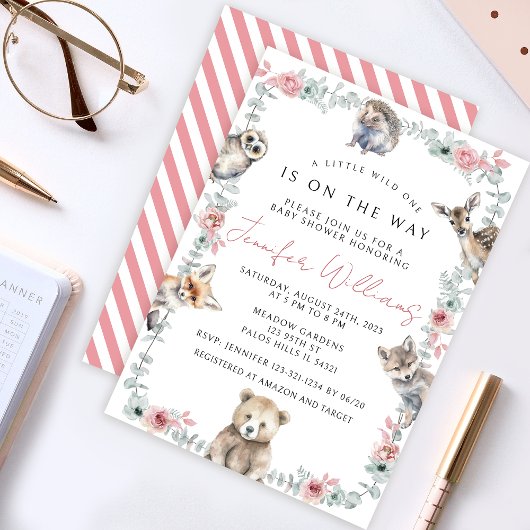 Schattige bosrijke bosdieren baby meisje douche kaart