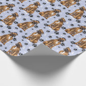 Schattige Boxer Dog Paw Print Pattern Cadeaupapier (Hoek)