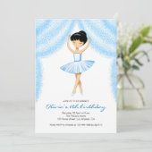 Schattige brunette ballerina in blauwe tu kaart (Staand voorkant)