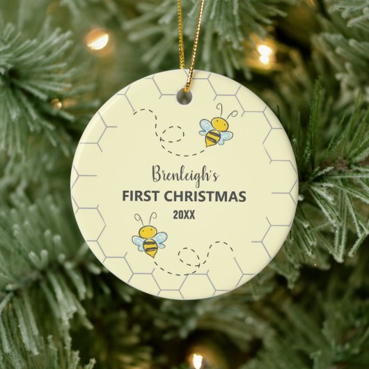 Schattige Bumble Bee Eerste Kerstmis Aangepast Keramisch Ornament (Boom)