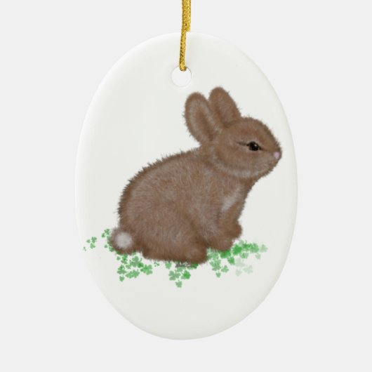 Schattige Bunny in Clover Keramisch Ornament (Voorkant)