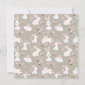Schattige Bunny Party Pasen Kaart (Achterkant)