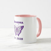 Schattige Butterfly Grandma "Est 2020" Mok (Voorkant rechts)
