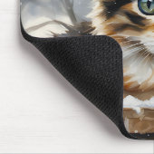 Schattige Calico Kat in de Sneeuw Muismat (Hoek)