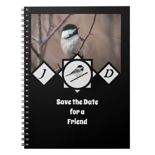Schattige Carolina Chickadee Monogram Foto Notitieboek (Voorkant)