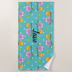 Schattige Cartoon Style Uilen op Branch Print Strandlaken