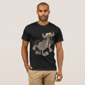 Schattige Cartoon Tap Dancing Wildebeest T-shirt (Voorkant volledig)