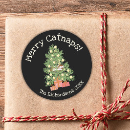 Schattige Cat on Christmas Tree Merry Catnaps! Bla Ronde Sticker