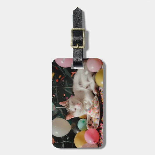 Schattige Cat Verjaardagsviering Ontwerp Bagagelabel (Voorkant verticaal)