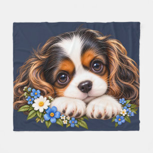 Schattige Cavalier King Charles Spaniel Puppy met Fleece Deken