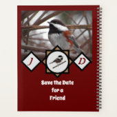 Schattige Chestnut Backed Chickadee Monogram Foto Planner (Achterkant)