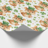 Schattige Chipmunk Groen Pet Shamrock St. Patrick' Cadeaupapier (Hoek)