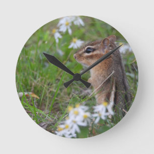 Schattige Chipmunk in bloemen Ronde Klok