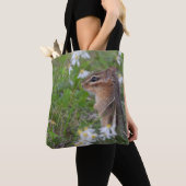 Schattige Chipmunk in bloemen Tote Bag (Dichtbij)