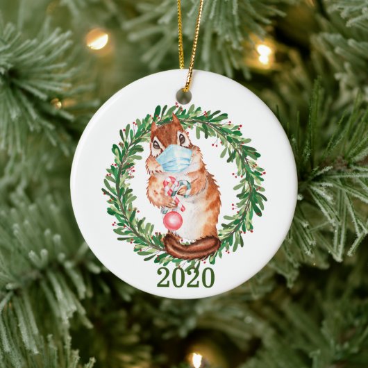 Schattige chipmunk met mondmasker 2020 keramisch ornament (Boom)