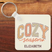 Schattige "Cozy Season" gepersonaliseerd Sleutelhanger (Voorkant)