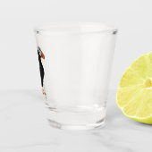 Schattige Crested Puffin Standing Cartoon Shot Glas (Rechts)