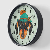 Schattige Dachshund in Tiroler Pet (Hoek)