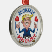 SCHATTIGE DEPLORABLE Pro Trump Cute Chibi Cartoon Metalen Ornament (Rechts)