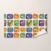 Schattige Dinosaurus Collage Pattern – Leuke & Spe Bad Handdoek (Handdoek)