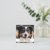 Schattige Dog Pet Sitter en Dog Walker Vierkante Visitekaartje (Staand voorkant)