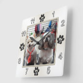 Schattige Dog Wall klok met UW FOTO en NAMEN (Hoek)