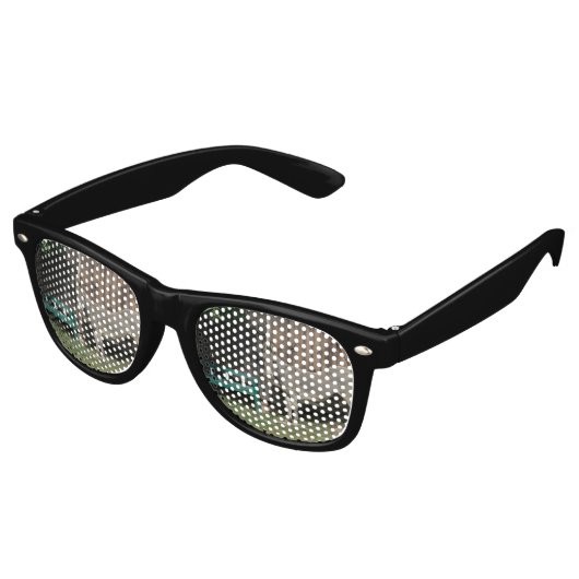 Schattige Donkey naast Wooden Green Bench Retro Zonnebril (Gekanteld)