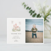 Schattige Dragon Castle thema verjaardagsfeestfoto Bedankkaart (Staand voorkant)