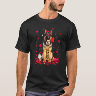 Schattige Duitse-herdershond met hart op Valentijn T-shirt