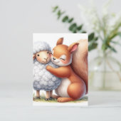 Schattige eekhoorn knuffelt een schaap briefkaart (Staand voorkant)