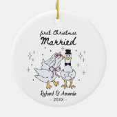 Schattige eerste kerst getrouwde domme gans keramisch ornament (Achterkant)
