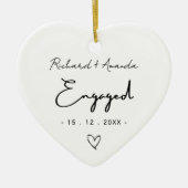 Schattige eerste kerst verloofd minimalistisch keramisch ornament (Voorkant)