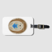 Schattige egel die een blauw hart knuffelt bagagelabel (Voorkant (horizontaal))