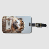 Schattige egel met "Hallo!" bordje Bagagelabel (Voorkant (horizontaal))