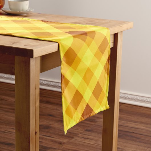 Schattige eigeel geel gepolijst grote tafelloper (Voorbeeld)