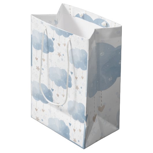 Schattige Elegant Blauw Ivoor Wolken Sterren Jonge Medium Cadeauzakje (Voorkant Gekanteld)