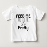 Schattige en grappig geciteerd<br><div class="desc">Custom typografie T-shirt voor stijlvolle en schattige baby meisjes die er zijn.</div>
