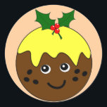 Schattige Engels Christmas Pudding Afbeelding Ronde Sticker<br><div class="desc">Dit feestelijke ontwerp show een ronde kerst pudding overgoten met custard en een takje hulst. Christmas Pudding is een grote Britse traditie. Deze rijke pudding met gedroogde vruchten wordt op kerstdag gegeten als dessert met custard, room of ijs. Perfect voor het vieren van een door en door Britse kerst! OPMERKING:...</div>