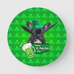 Schattige Frans Bulldog Puppy Pet St. Patrick Day Ronde Klok