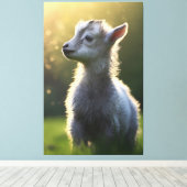 Schattige full-color Baby geitenfrolicking in gras Canvas Afdruk (Insitu (Houten vloer))
