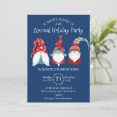 Schattige Fun Gnome Modern Christmas Holiday Party Kaart (Staand voorkant)