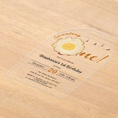 Schattige gebakken ei 1e verjaardag acryl uitnodigingen (Laagn)