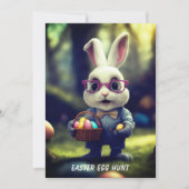 Schattige gekleed konijn & mand paaseierjacht kaart (Voorkant)