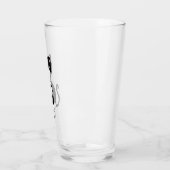 Schattige gelukkige tuxedo kat glas (Links)