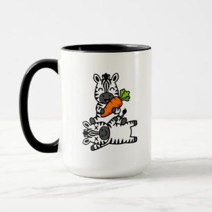 Schattige Gelukkige Zebra met Wortel Cartoon Pret  Mok