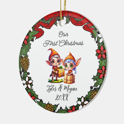 Schattige gepersonaliseerd onze eerste kerst elven keramisch ornament (Links)