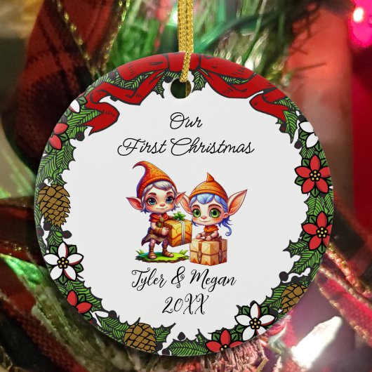 Schattige gepersonaliseerd onze eerste kerst elven keramisch ornament