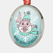 Schattige gepersonaliseerde Baby Metalen Ornament (Links)