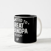 Schattige gepromoveerd tot overgrootvader Est. 202 Tweekleurige Koffiemok (Voorkant rechts)