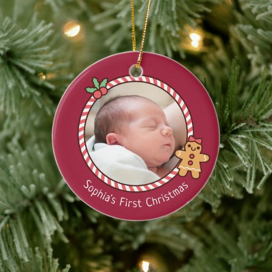 Schattige Gingerbread Meisje Baby Eerste Kerstmis Keramisch Ornament (Boom)